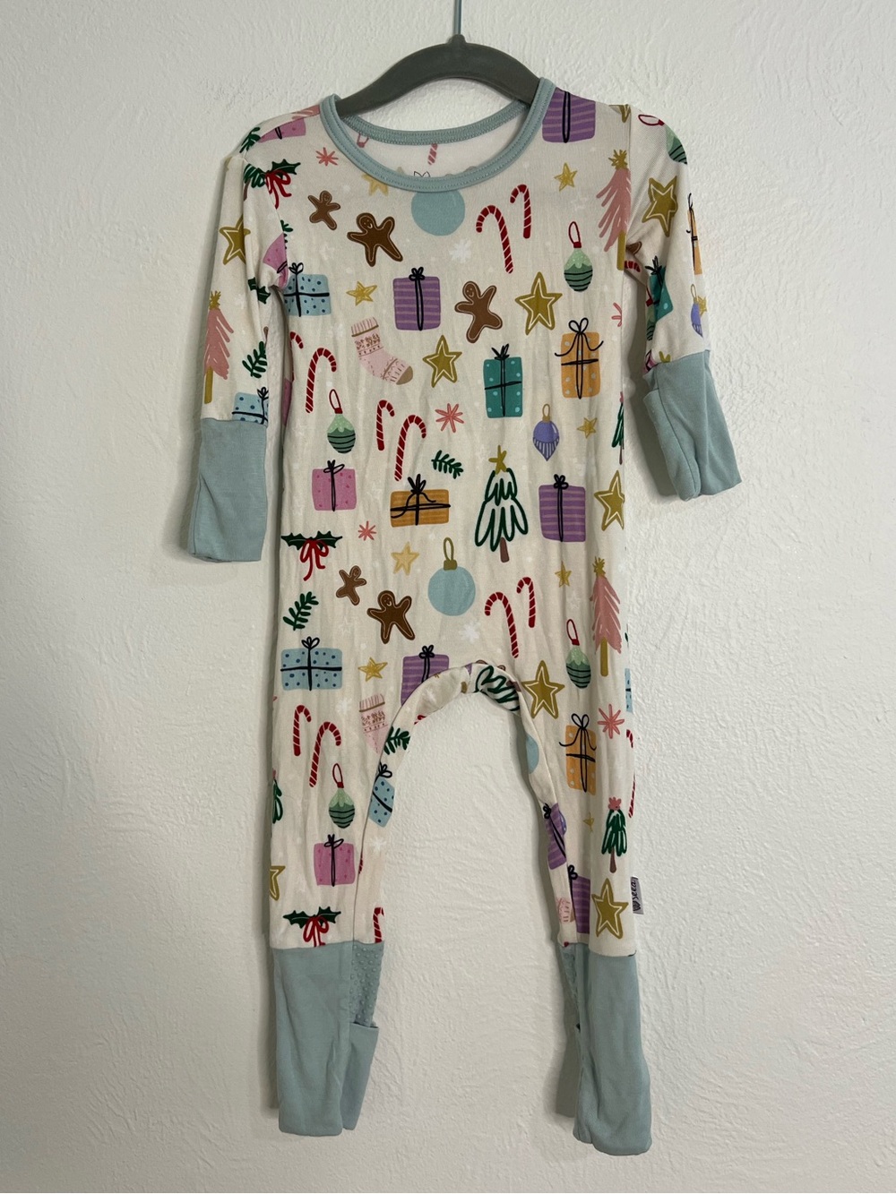 The Simple Seed Holiday Gift Print Kids One-Piece size 6-12 months